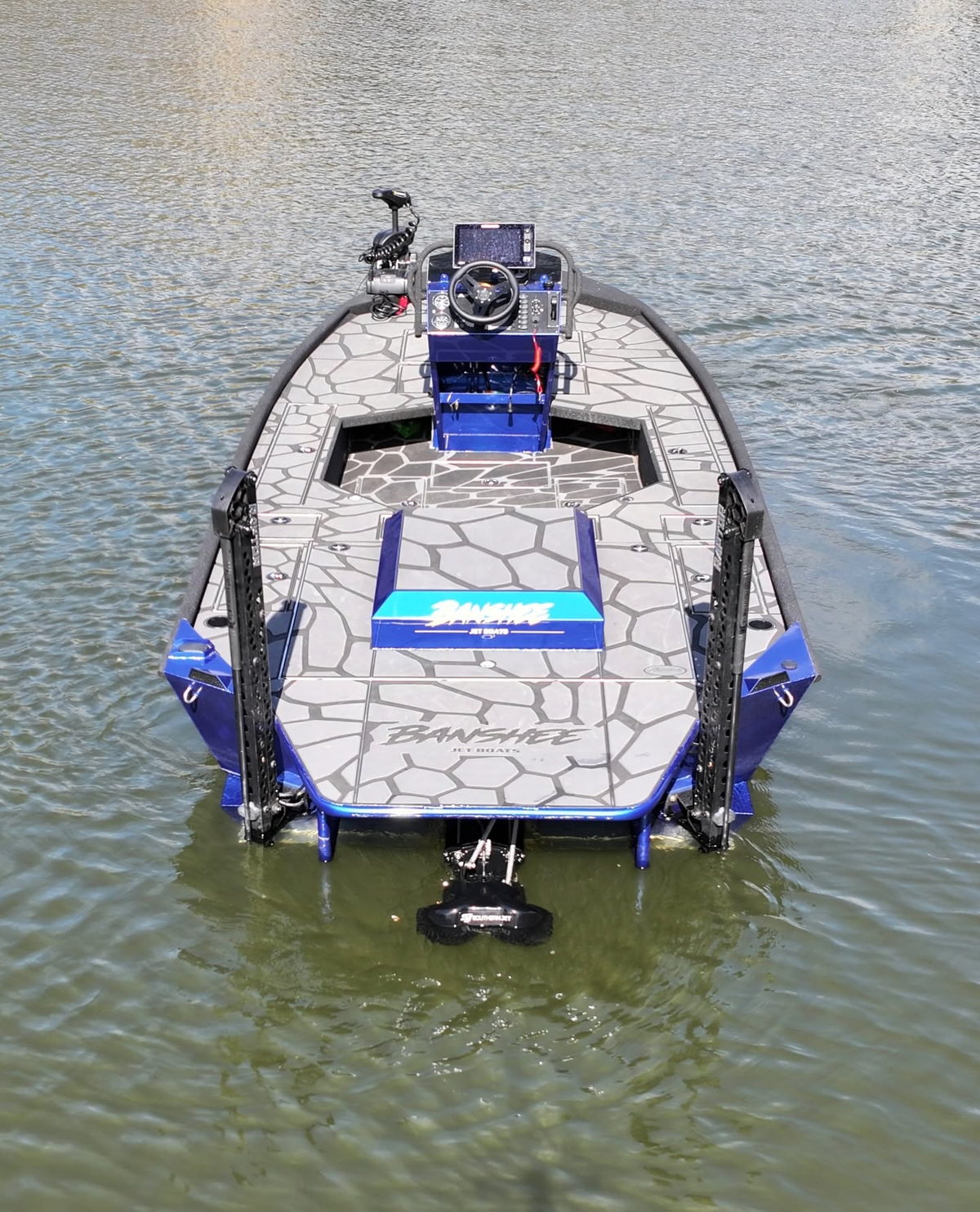 The SR 72 Inboard Jet deck and console